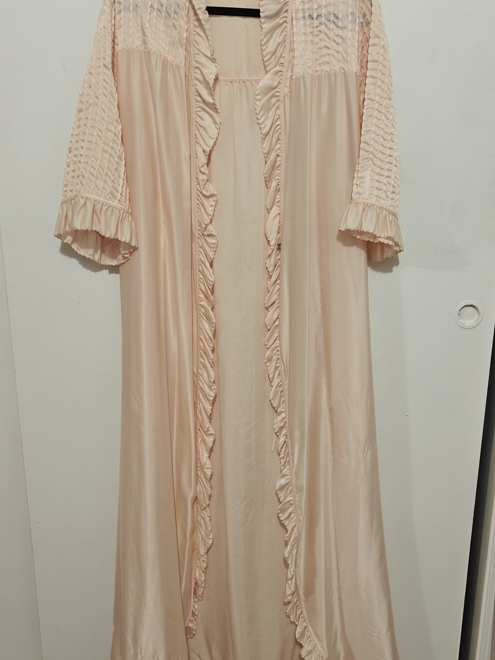 Givenchy Peach Ruffle Trim Long Wrap Robe - Picture 2 of 7